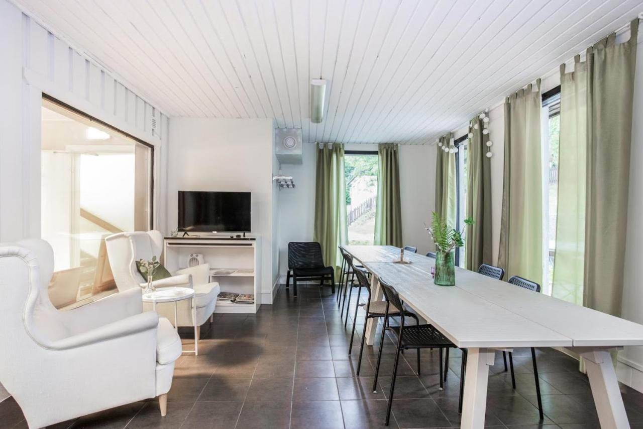 Hestra Guesthouse ภายนอก รูปภาพ