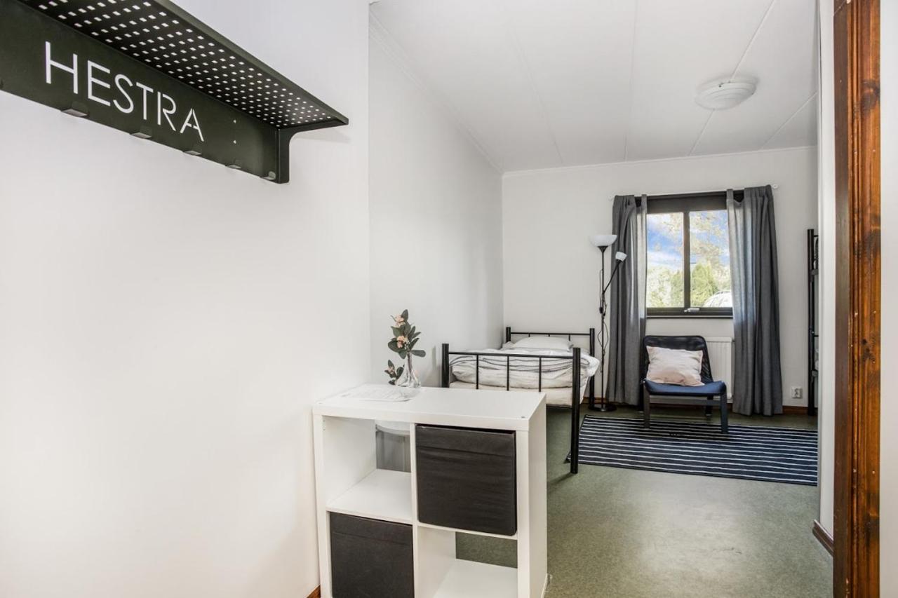 Hestra Guesthouse ภายนอก รูปภาพ