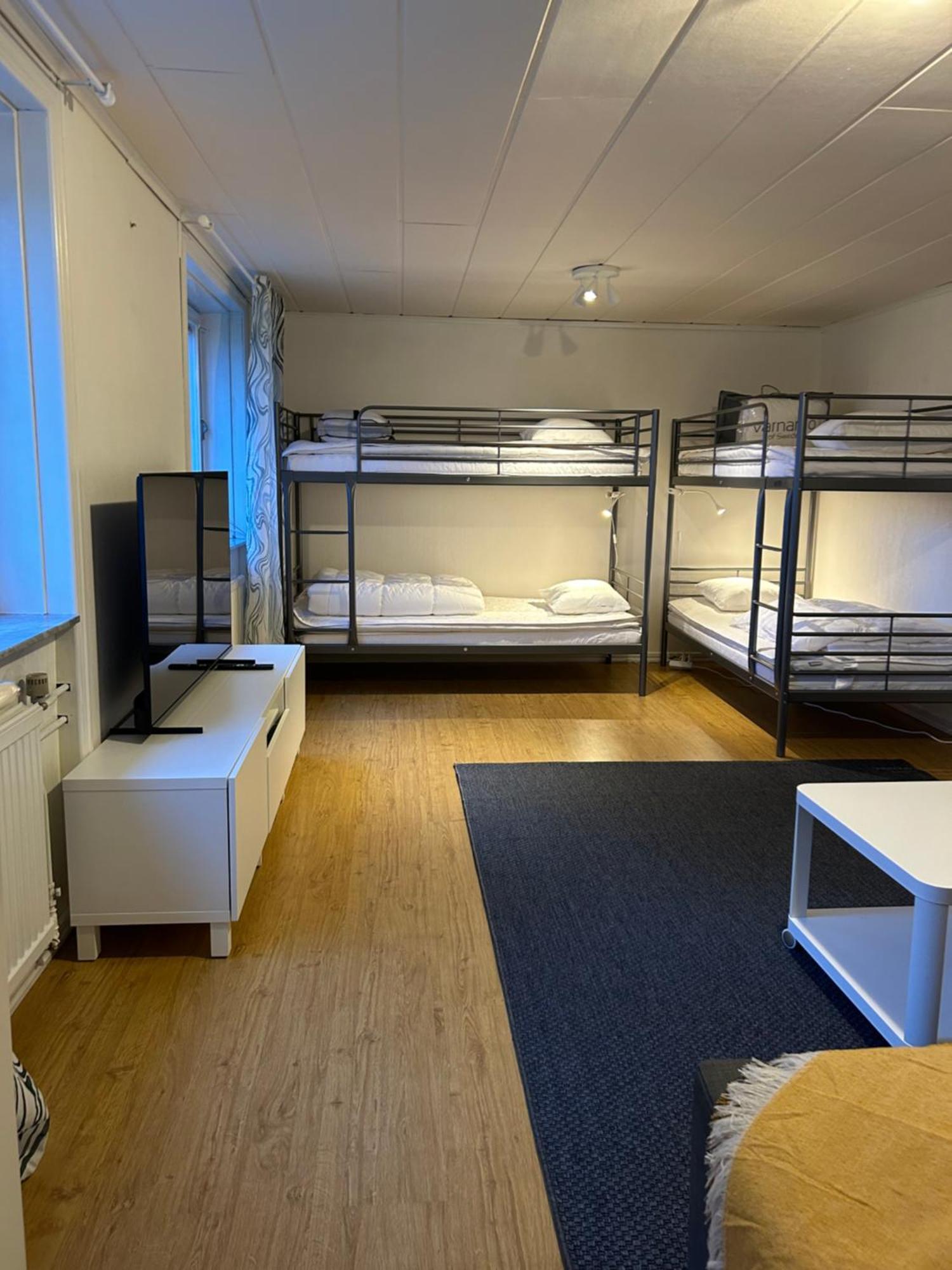 Hestra Guesthouse ภายนอก รูปภาพ