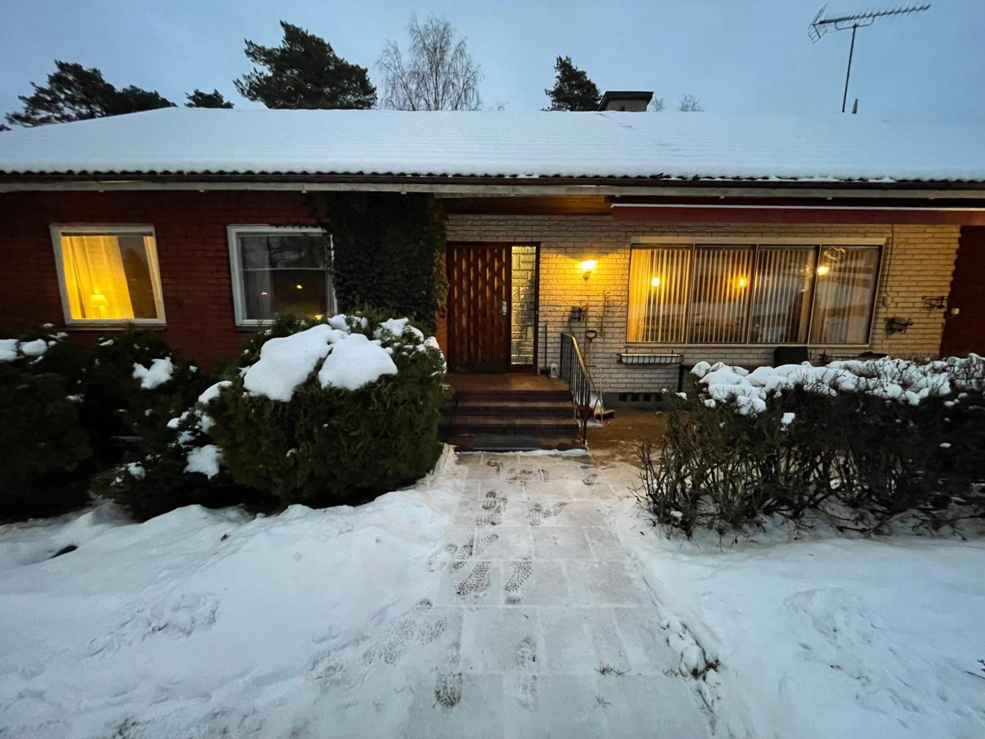 Hestra Guesthouse ภายนอก รูปภาพ