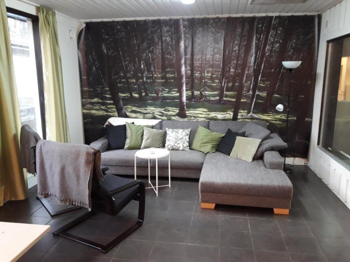 Hestra Guesthouse ภายนอก รูปภาพ